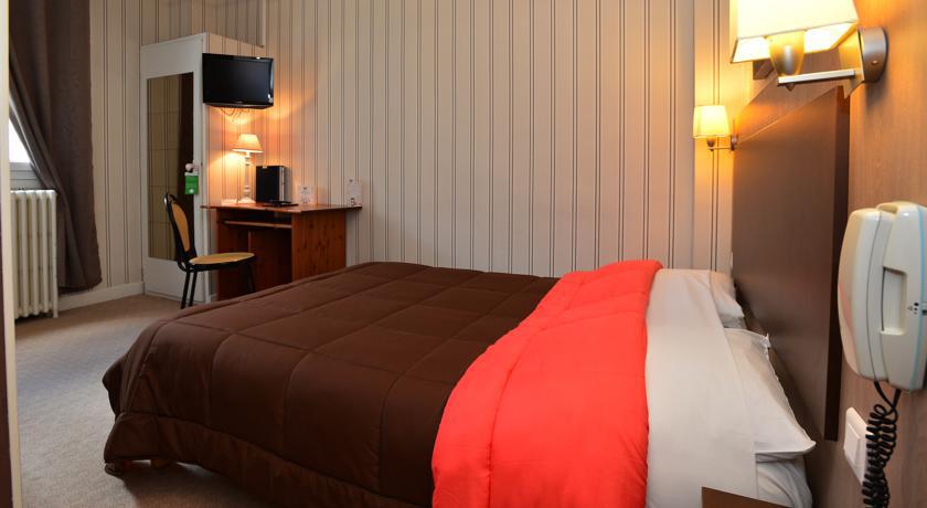 Hotel La Croix Blanche Tarbes Oda fotoğraf