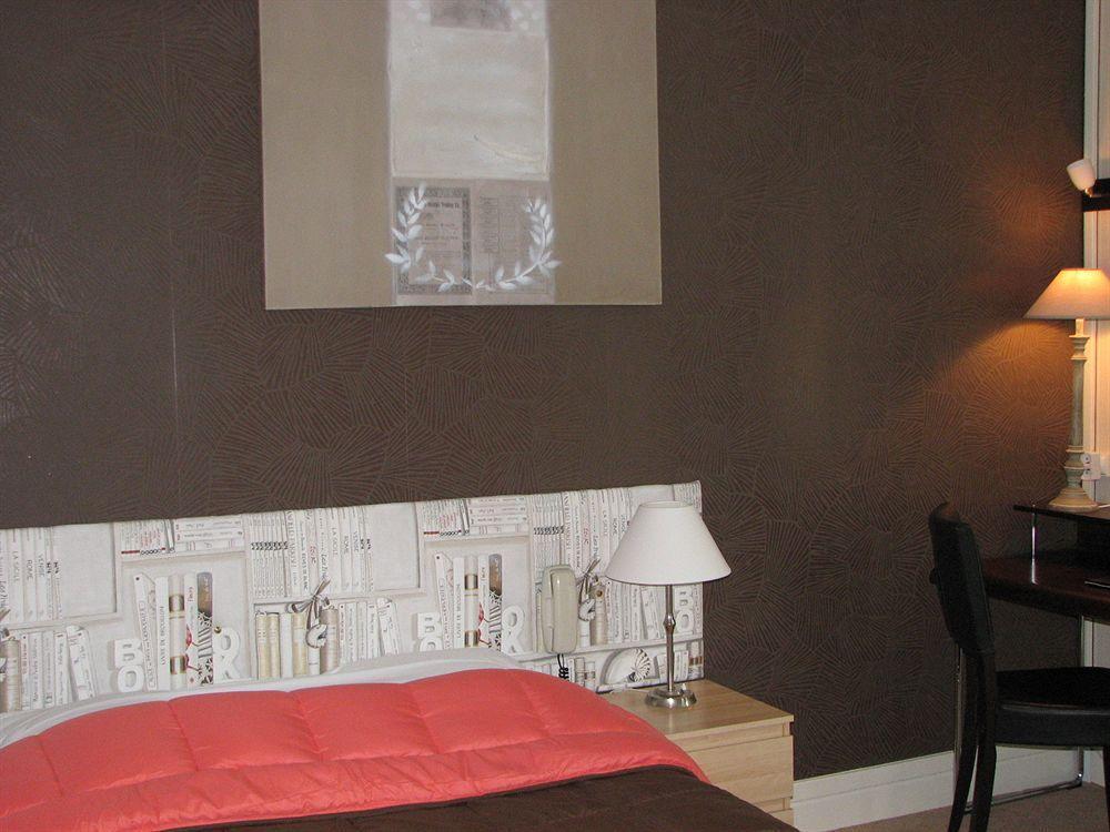 Hotel La Croix Blanche Tarbes Dış mekan fotoğraf