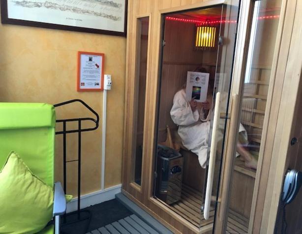 Hotel La Croix Blanche Tarbes Dış mekan fotoğraf